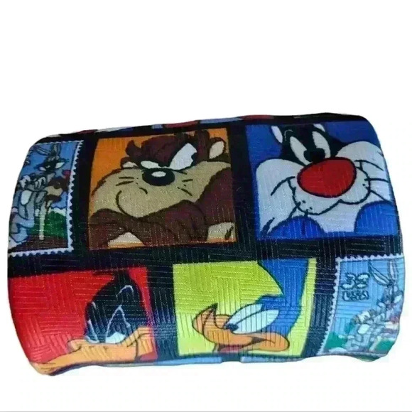 ☆ VTG 1997 Looney Tunes Neck Tie Stamp Collection Bugs Bunny & Friends. 3/$30 - Picture 4 of 9